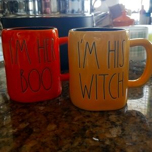 Rae Dunn 2 new Halloween mugs